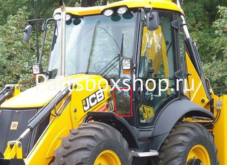Стекло лобовое нижнее левое JCB 3CX, 4CX с 2005 г. KMK - заказать Стекло лобовое нижнее левое JCB 3CX, 4CX с 2005 г. KMK