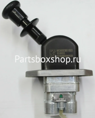 Кран стояночного тормоза 3 выхода HOWO WG9000360165